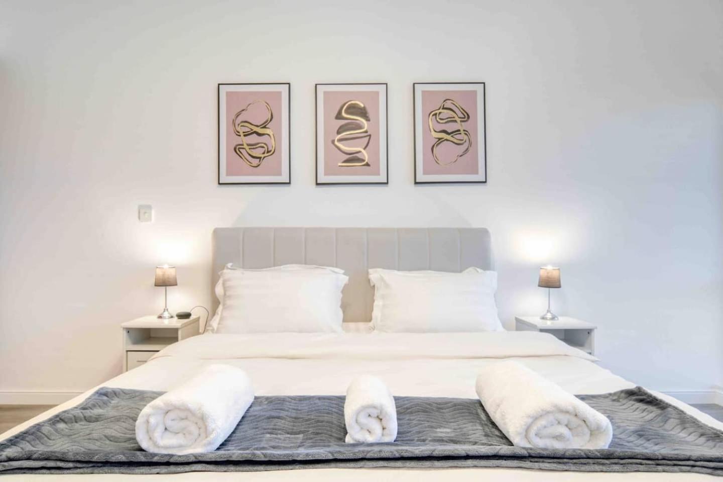 Bright And Stylish 1bed Near Metro Apartment