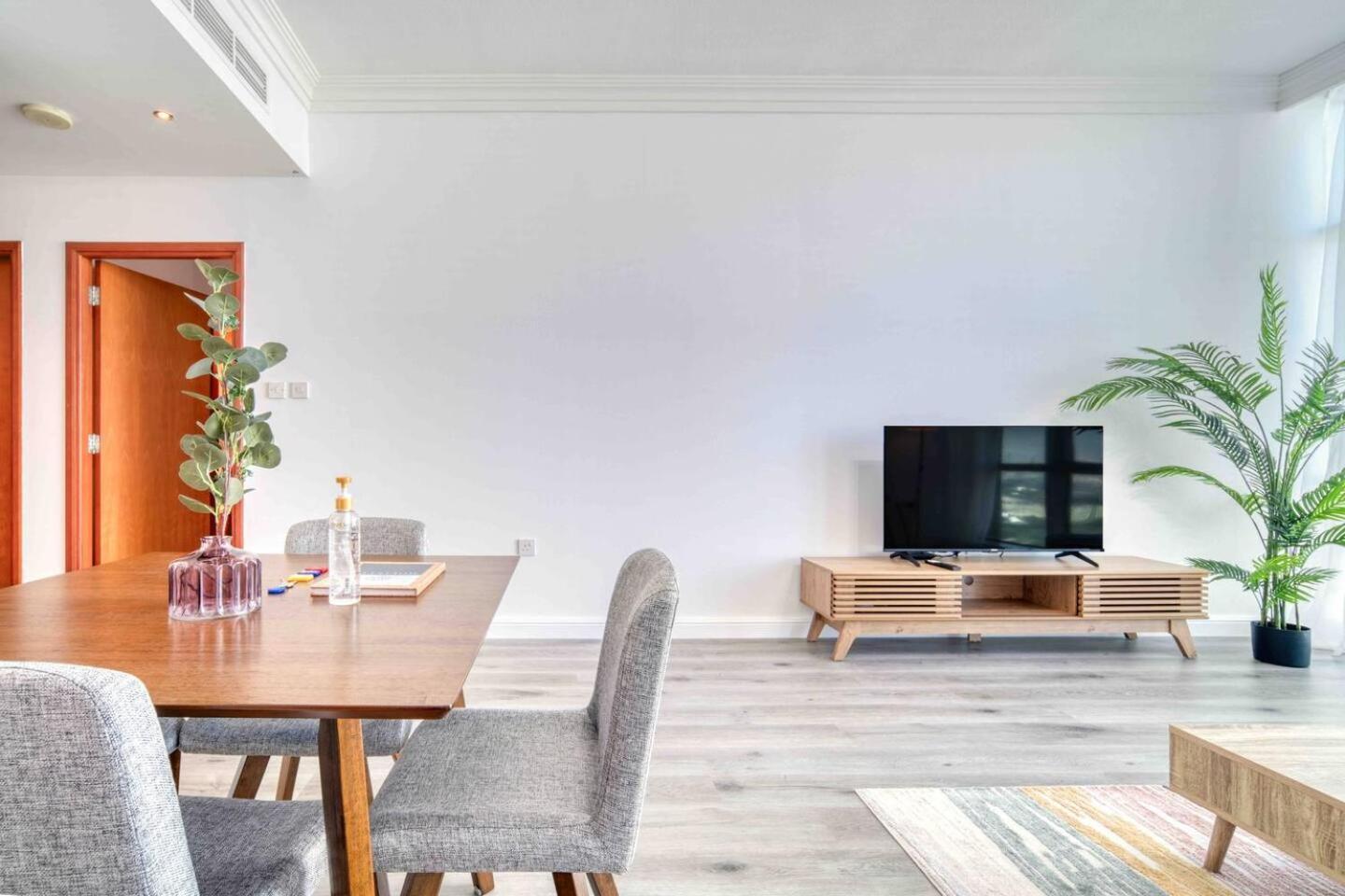 Bright And Stylish 1bed Near Metro Apartment *