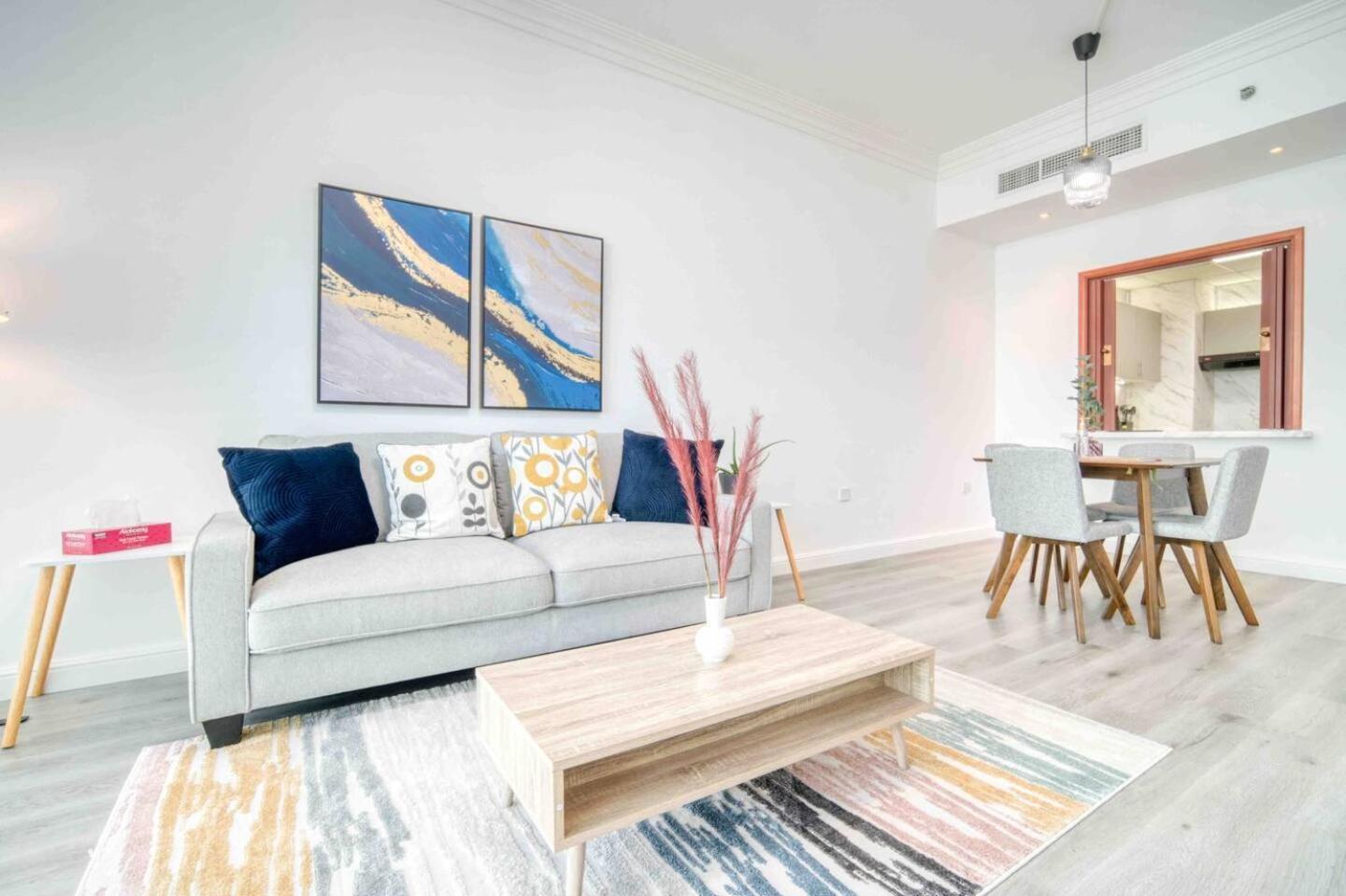 Bright And Stylish 1bed Near Metro Dubai