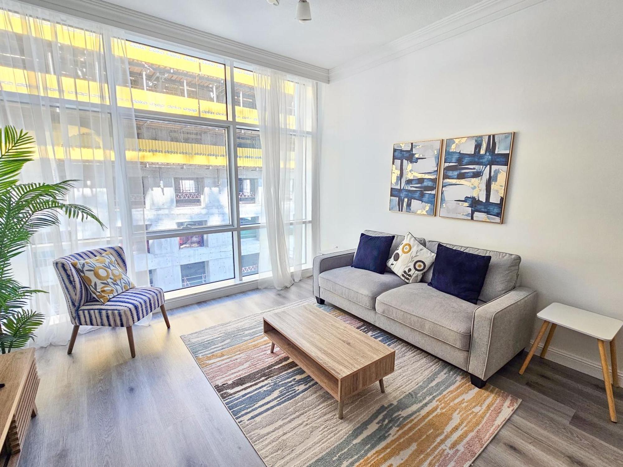 Apartment Bright And Stylish 1bed Near Metro Dubai